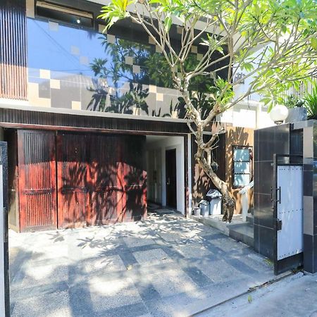 Kubu Kalih Residence Dempasar Exterior foto